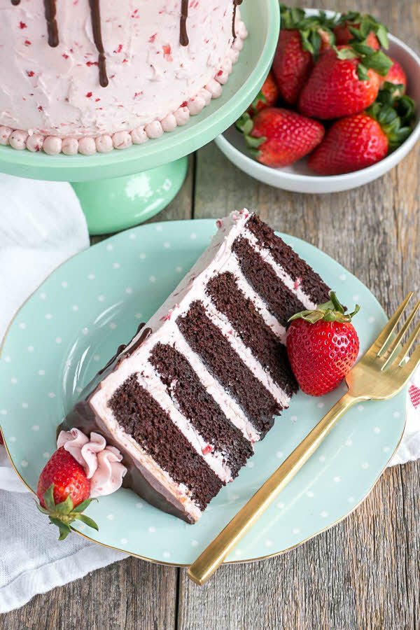 chocolate strawberry cake